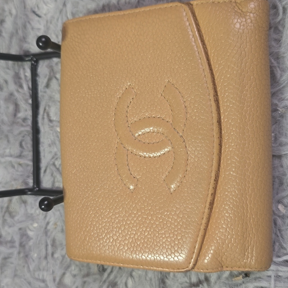 Chanel Tan CC Small Compact Double Snap Wallet (GUC)(COA)✨️🤎✨️ - Picture 2 of 10